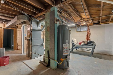 Tiny photo for 1222 E Beardsley Avenue, Elkhart, IN 46514 (MLS # 202600178)