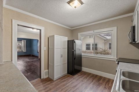 Tiny photo for 1222 E Beardsley Avenue, Elkhart, IN 46514 (MLS # 202600178)