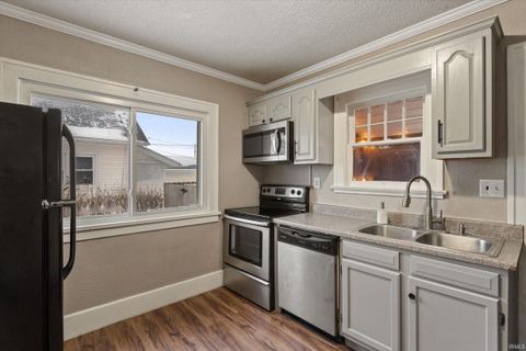 Tiny photo for 1222 E Beardsley Avenue, Elkhart, IN 46514 (MLS # 202600178)