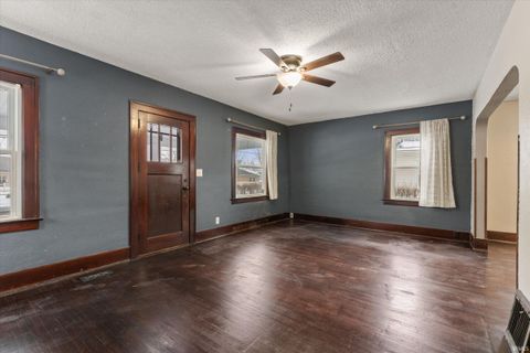 Tiny photo for 1222 E Beardsley Avenue, Elkhart, IN 46514 (MLS # 202600178)