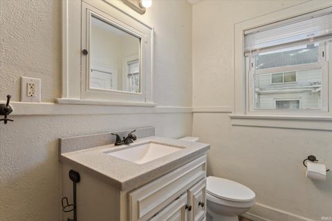 Tiny photo for 1222 E Beardsley Avenue, Elkhart, IN 46514 (MLS # 202600178)