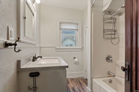 Tiny photo for 1222 E Beardsley Avenue, Elkhart, IN 46514 (MLS # 202600178)