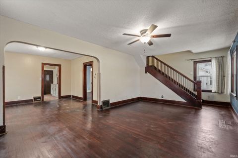 Tiny photo for 1222 E Beardsley Avenue, Elkhart, IN 46514 (MLS # 202600178)