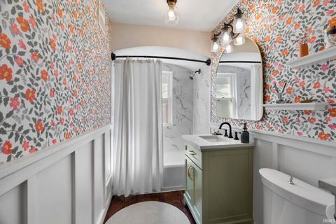 Tiny photo for 1310 El Prado Avenue, Lafayette, IN 47905 (MLS # 202611888)