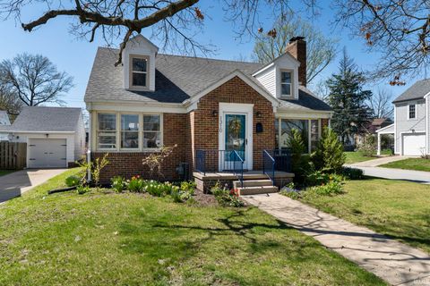 Photo of 1310 El Prado Avenue, Lafayette, IN 47905 (MLS # 202611888)