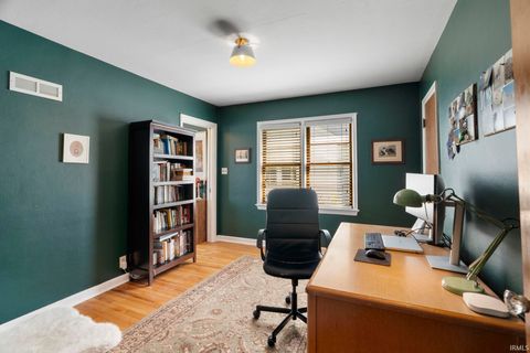 Tiny photo for 1310 El Prado Avenue, Lafayette, IN 47905 (MLS # 202611888)