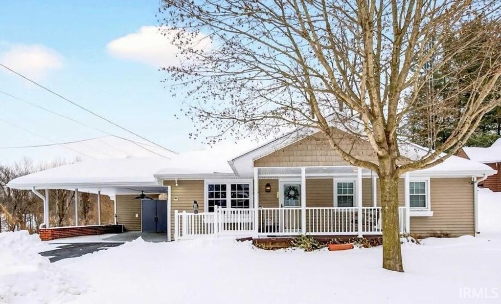 Photo of 4362 Leesville Road, Bedford, IN 47421 (MLS # 202603790)