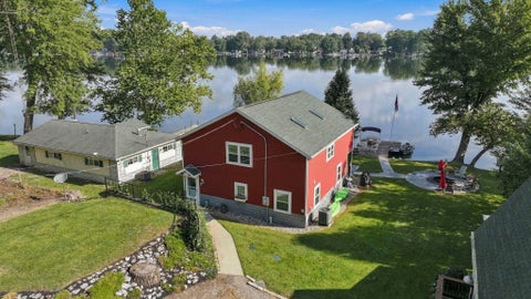 Tiny photo for 5470 W Sycamore Hill Lane Diamond Lake LN, Silver Lake, IN 46982 (MLS # 202635565)
