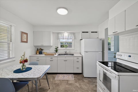 Tiny photo for 653 W Green Road, Bloomington, IN 47403 (MLS # 202636964)