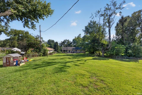 Tiny photo for 653 W Green Road, Bloomington, IN 47403 (MLS # 202636964)