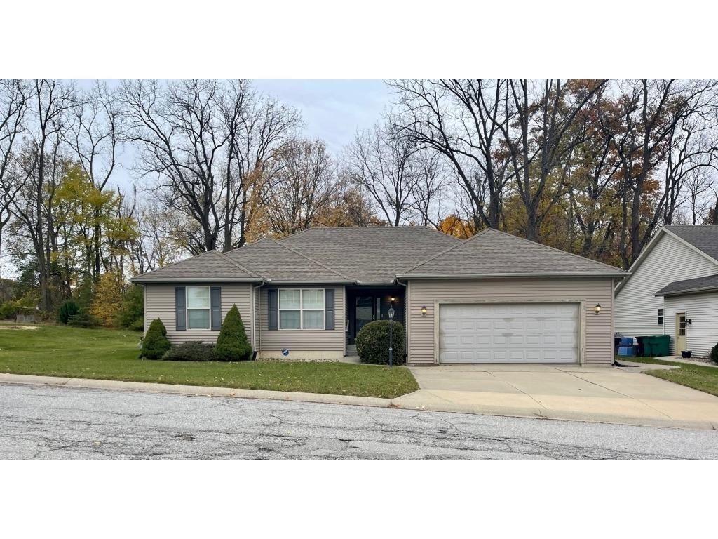 Photo of 25691 Rolling Hills Drive, South Bend, IN 46628 (MLS # 202548141)