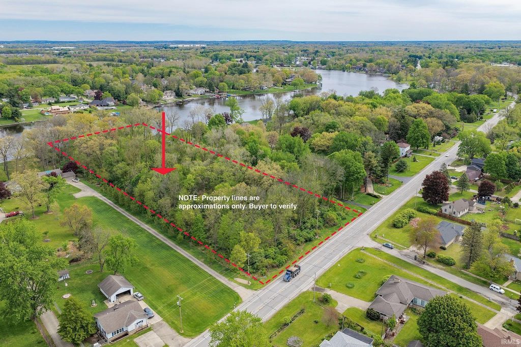 Photo of Vacant Land State Road 120, Elkhart, IN 46516 (MLS # 202616993)