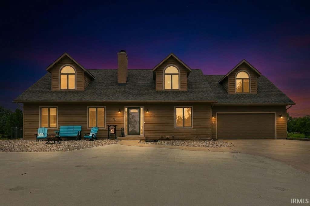 Photo of 534 Crestlane Drive, Warsaw, IN 46580 (MLS # 202630082)