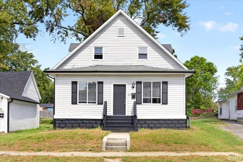 Photo of 614 E Mulberry Street, Kokomo, IN 46901 (MLS # 202638532)