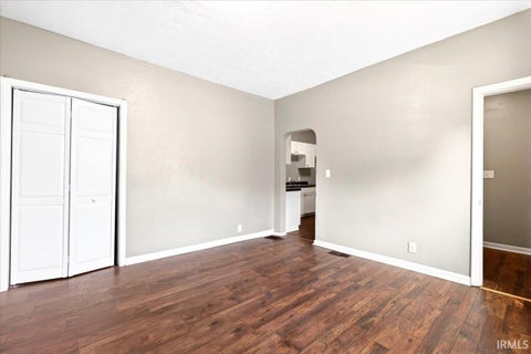 Tiny photo for 614 E Mulberry Street, Kokomo, IN 46901 (MLS # 202638532)