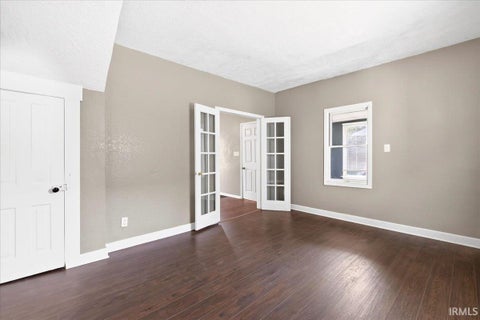 Tiny photo for 614 E Mulberry Street, Kokomo, IN 46901 (MLS # 202638532)