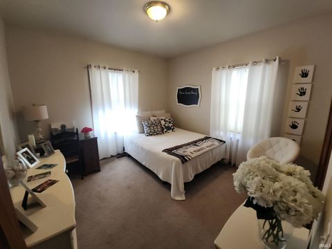 Tiny photo for 2191 E 650 N Road, Logansport, IN 46947 (MLS # 202541657)