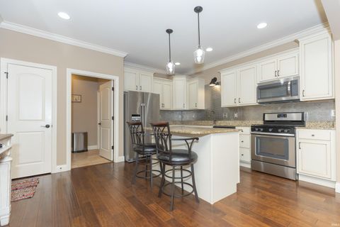 Tiny photo for 5023 Paddock Drive, Evansville, IN 47715 (MLS # 202612287)