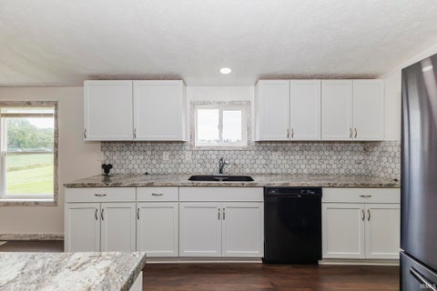 Tiny photo for 21630 Campbell Road, Spencerville, IN 46788 (MLS # 202637820)
