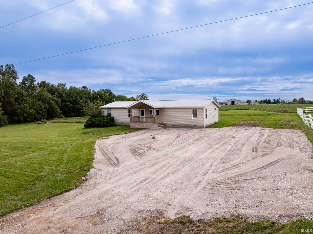 Photo of 21630 Campbell Road, Spencerville, IN 46788 (MLS # 202637820)