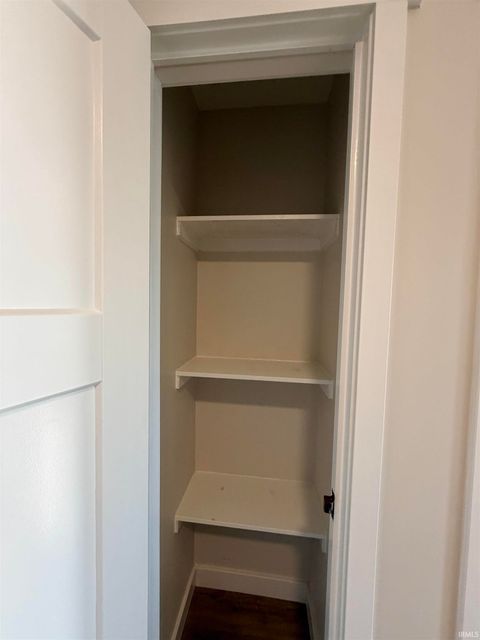 Tiny photo for 208 N Robinson Street, Delphi, IN 46923 (MLS # 202604000)