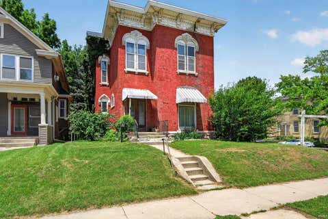 Tiny photo for 1012 E Broadway, Logansport, IN 46947 (MLS # 202626371)
