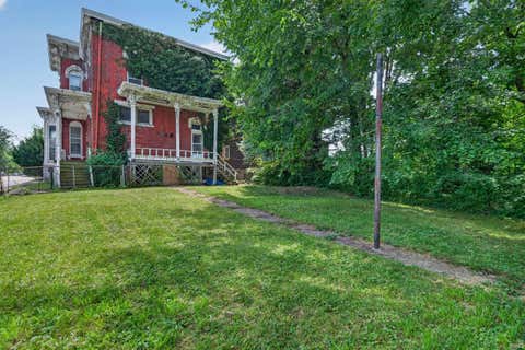 Tiny photo for 1012 E Broadway, Logansport, IN 46947 (MLS # 202626371)