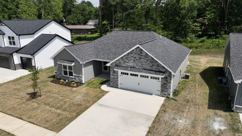 Tiny photo for 230 Vine Street, Delphi, IN 46923 (MLS # 202530838)