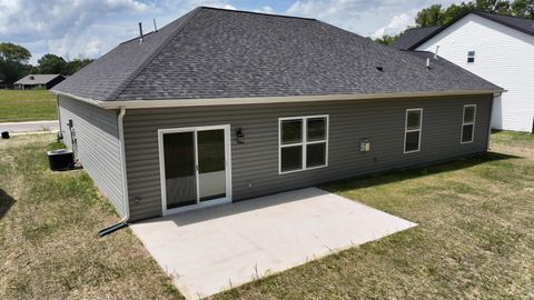 Tiny photo for 230 Vine Street, Delphi, IN 46923 (MLS # 202530838)