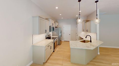 Tiny photo for 230 Vine Street, Delphi, IN 46923 (MLS # 202530838)