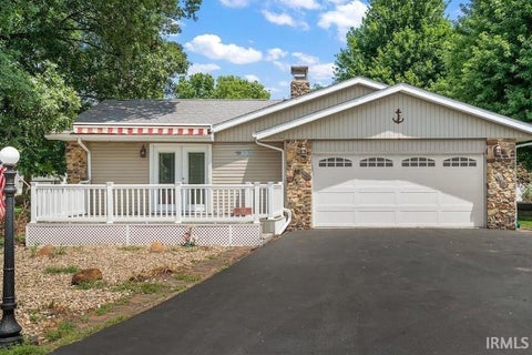 Photo of 5008 E Shady Point Drive, Monticello, IN 47960 (MLS # 202644111)