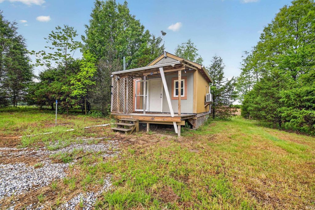 Photo of 588 Easy Street, Mitchell, IN 47446 (MLS # 202616115)