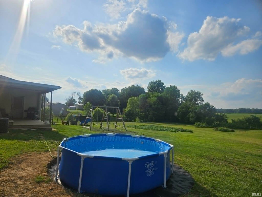 Photo of 762 Rolling Hills Estates Road, Washington, IN 47501 (MLS # 202630376)