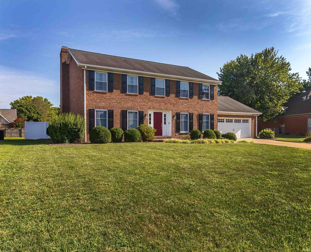 Photo of 6340 Chestnut Court, Evansville, IN 47715 (MLS # 202636158)