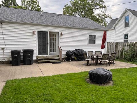 Tiny photo for 125 S 28th Street, Lafayette, IN 47904 (MLS # 202616850)