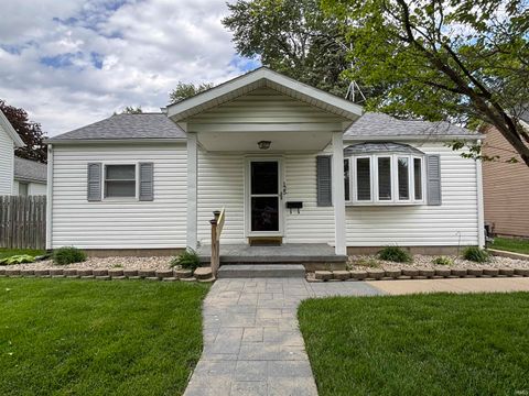 Tiny photo for 125 S 28th Street, Lafayette, IN 47904 (MLS # 202616850)