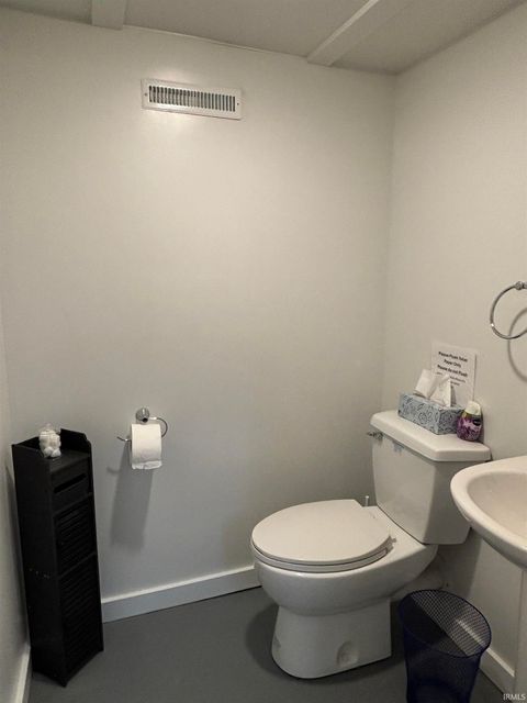 Tiny photo for 125 S 28th Street, Lafayette, IN 47904 (MLS # 202616850)