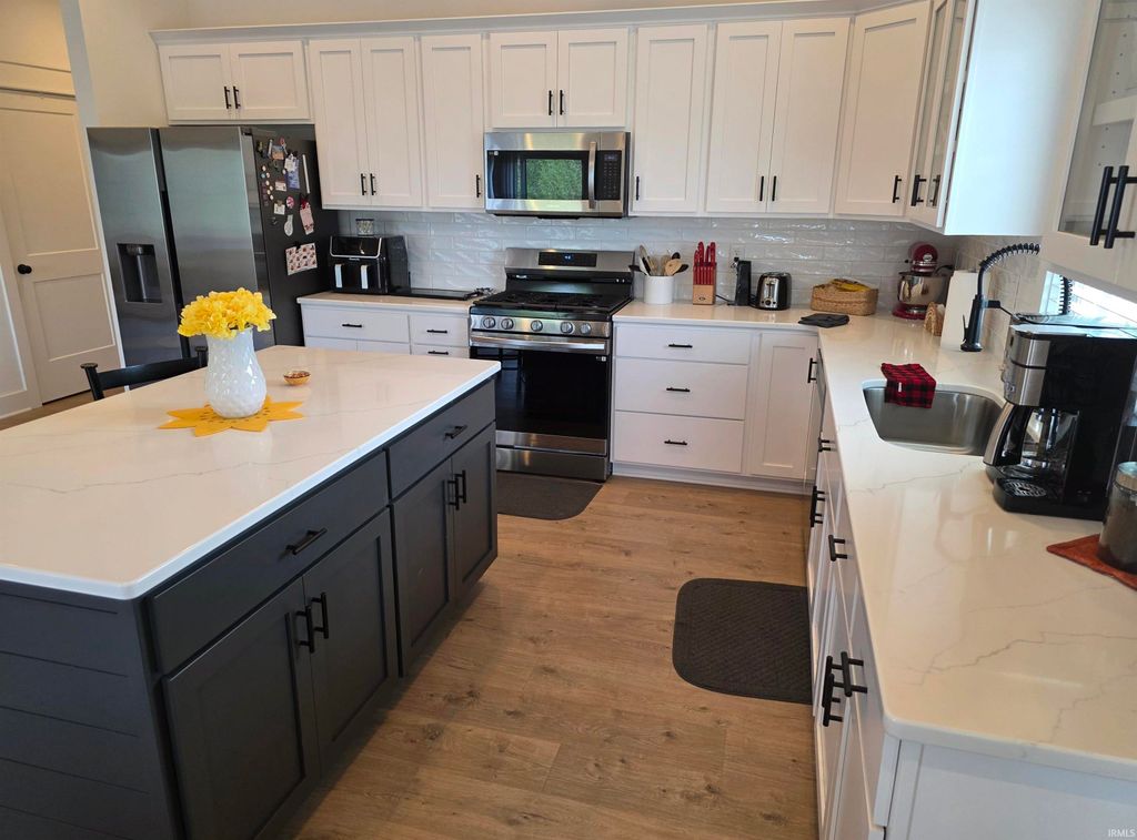 Photo of 701 E Quinn Raye Court, Ellettsville, IN 47429 (MLS # 202611065)