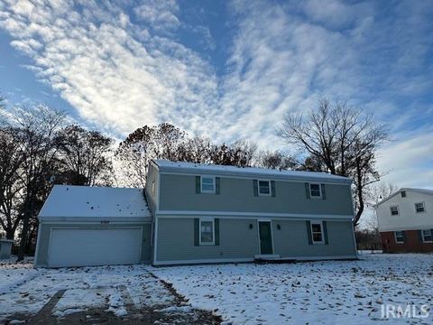 Photo of 4769 N Brooke Drive, Marion, IN 46952 (MLS # 202547258)