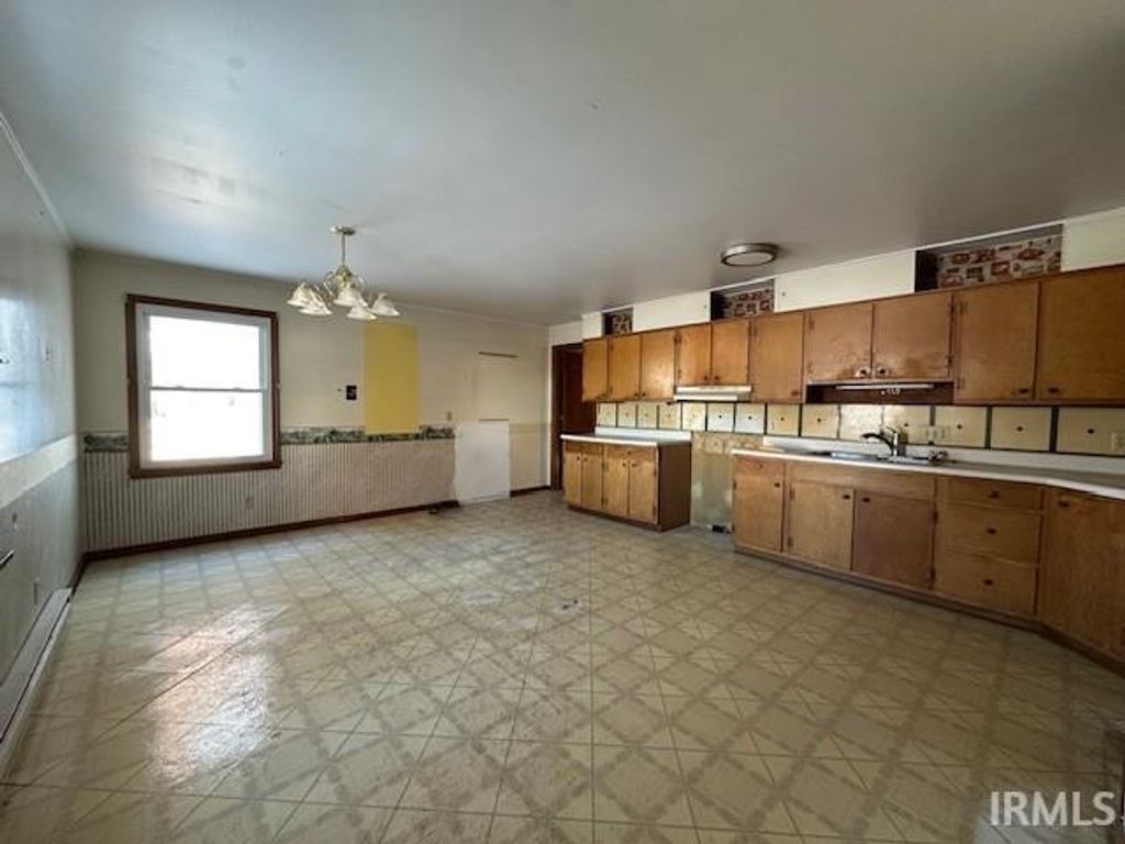 Photo of 4769 N Brooke Drive, Marion, IN 46952 (MLS # 202547258)