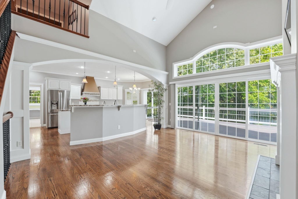 Photo of 1114 Gleneagle Drive, Mishawaka, IN 46545 (MLS # 202621122)