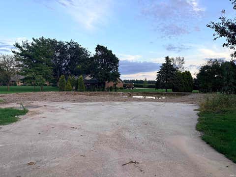 Tiny photo for 4952 S 200 W, Kokomo, IN 46902 (MLS # 202633501)