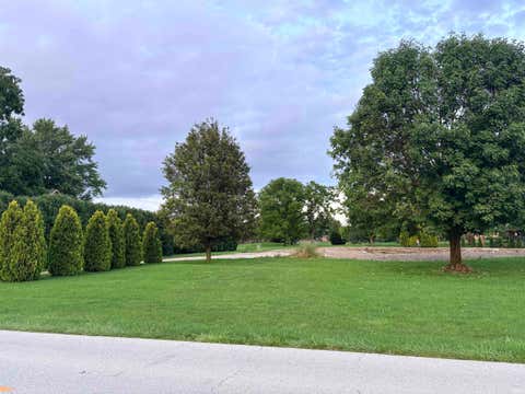 Tiny photo for 4952 S 200 W, Kokomo, IN 46902 (MLS # 202633501)