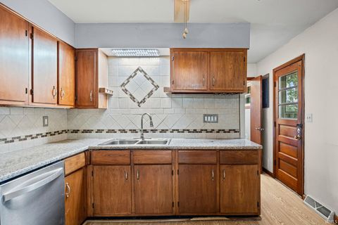 Tiny photo for 224 Eastland Drive, Lafayette, IN 47905 (MLS # 202544462)