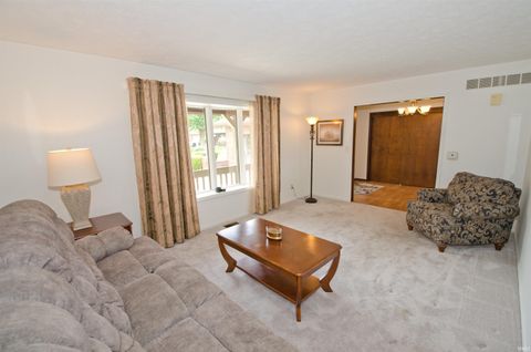 Tiny photo for 40 Newsom Lane, Lafayette, IN 47909 (MLS # 202619247)