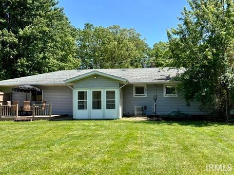 Tiny photo for 1334 Park Road, Rochester, IN 46975 (MLS # 202619538)