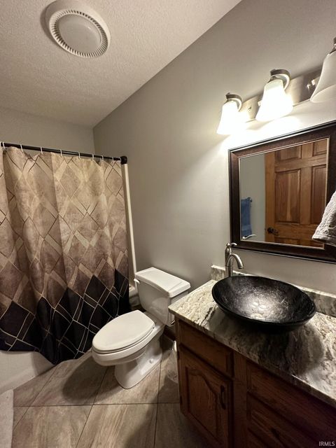 Tiny photo for 3825 E Devonshire Court, Bloomington, IN 47408 (MLS # 202612669)