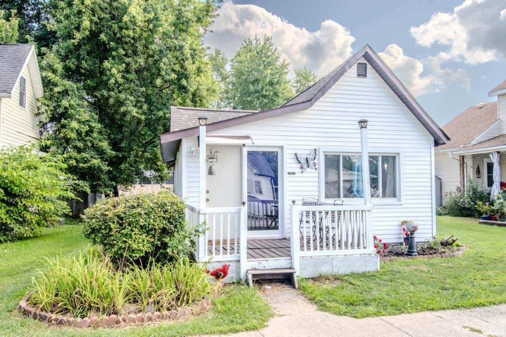 Photo of 209 W Madison Street, Swayzee, IN 46986 (MLS # 202631469)