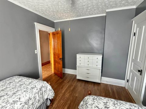 Tiny photo for 1329 E Market Street, Logansport, IN 46947 (MLS # 202614680)