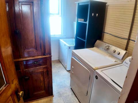 Tiny photo for 1329 E Market Street, Logansport, IN 46947 (MLS # 202614680)